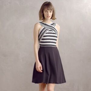 Anthropologie Maeve Black White Crosswise Fit Flare Bandage Dress Size 6